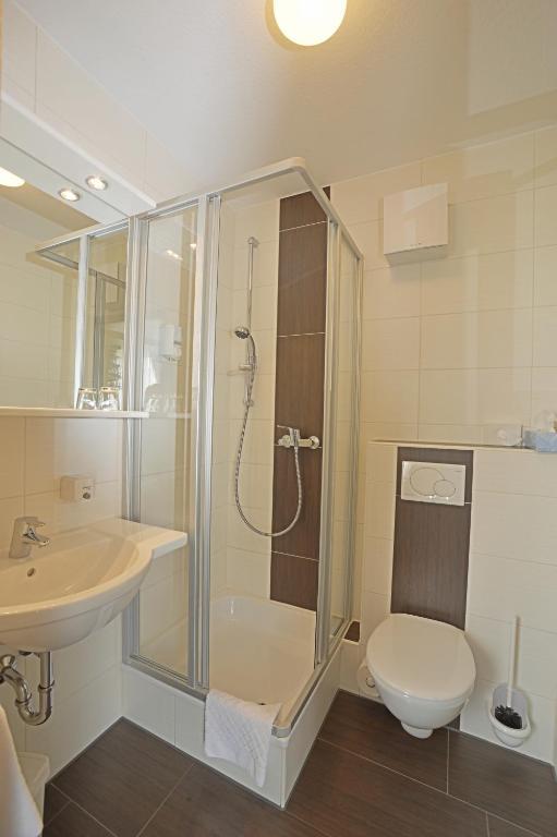 Hotel-Gasthof Rotes Ross Heroldsberg Rom bilde